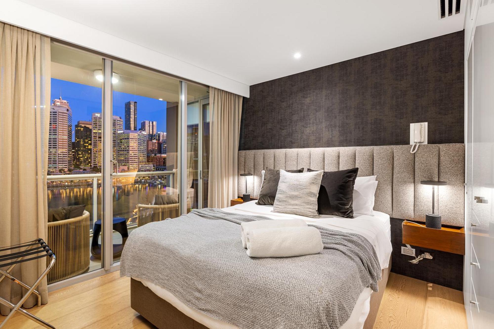 3 Bedroom Darling Harbour Apartment Сидни Екстериор снимка